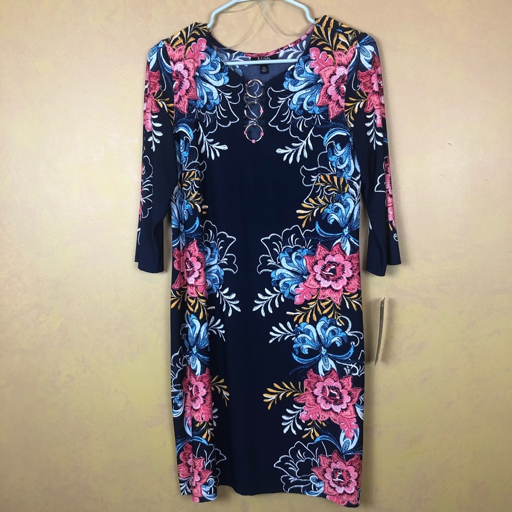 Women’s dress